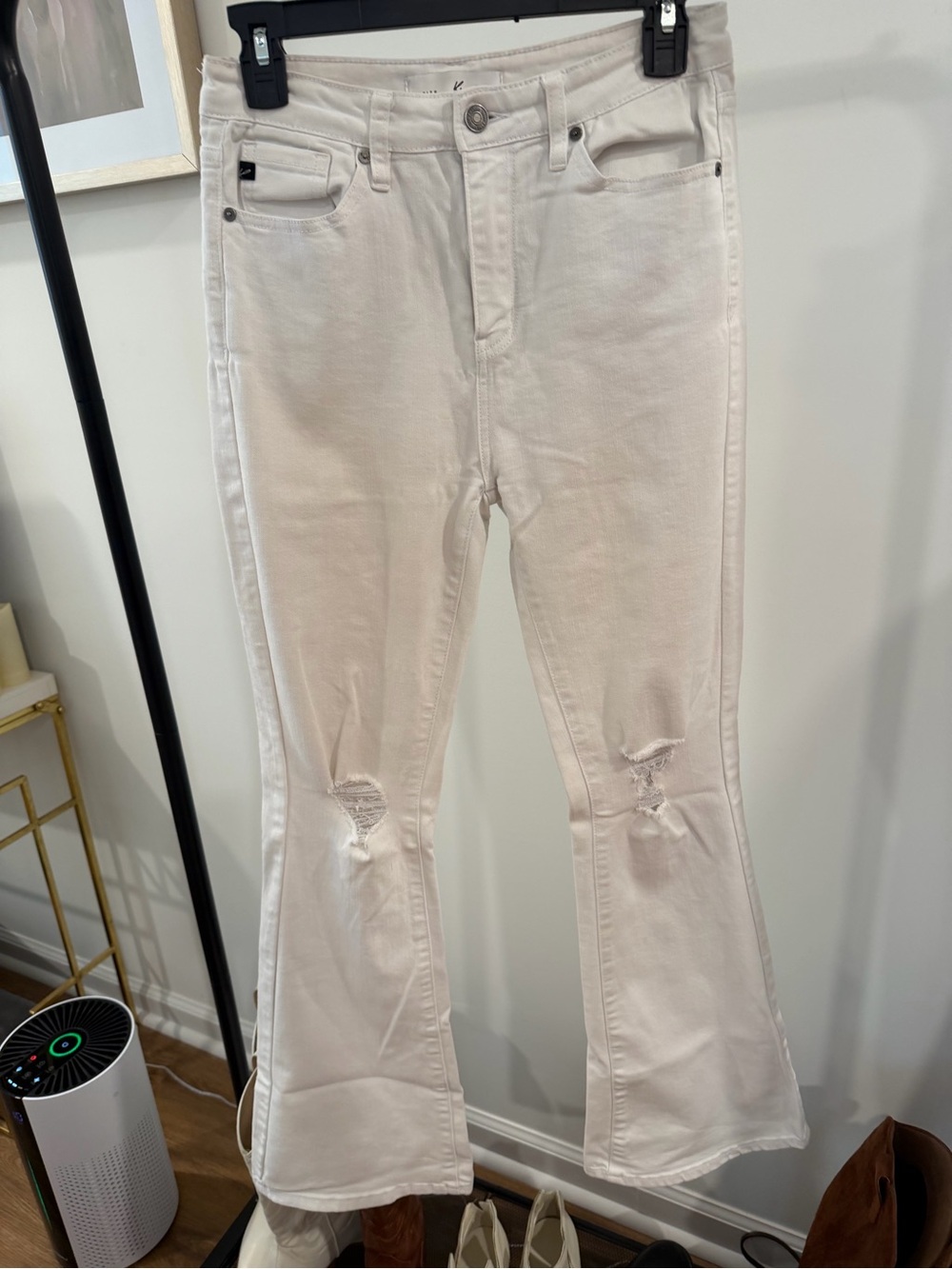 Kancan White Distressed  Jeans - Women